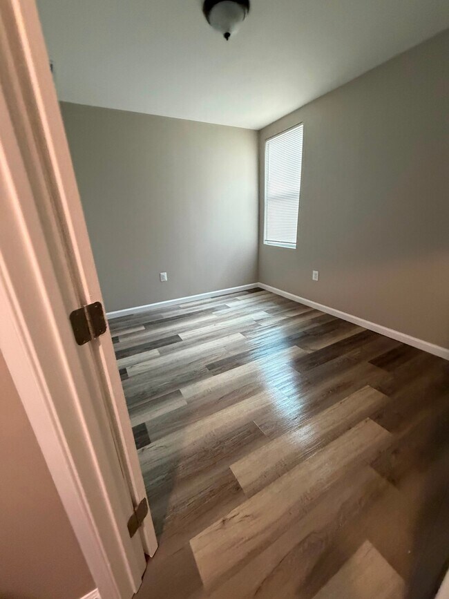 Foto del edificio - 6229 Magnolia St