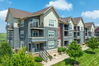 Building Photo - Legacy Apartments