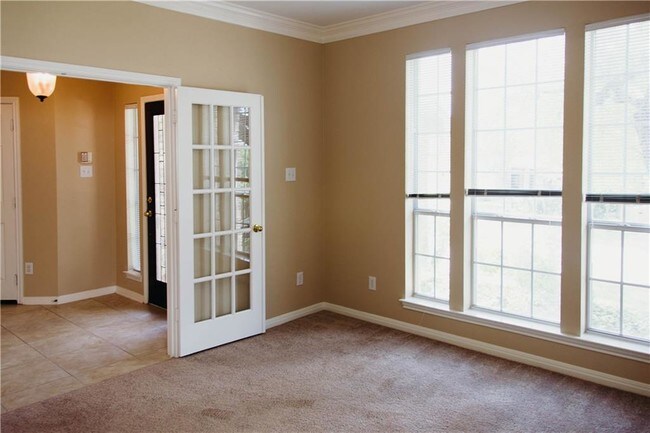 Building Photo - 2816 Grimes Ranch Rd