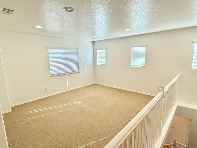 Foto del edificio - House for Rent