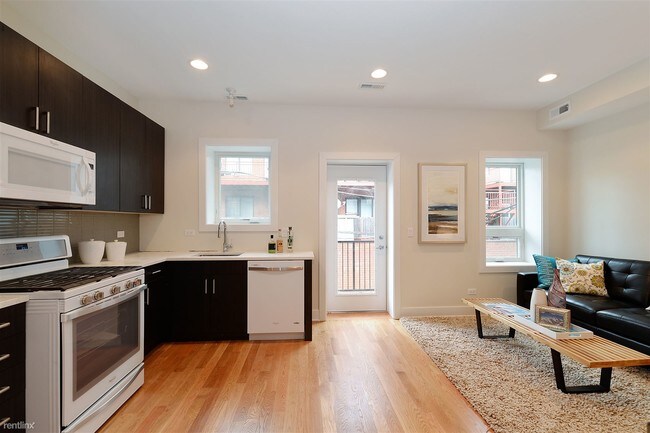 Foto del edificio - 1 br, 1 bath  - 4639 N Broadway St