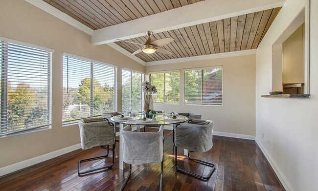 Comedor - 5102 Medina Rd