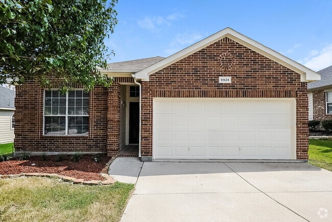 Building Photo - 9925 Fressia Ln