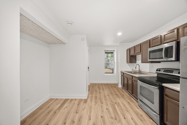 Foto del edificio - 2228 S. Wood-BSMT