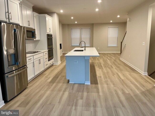 Building Photo - 13670 Cobble Lp