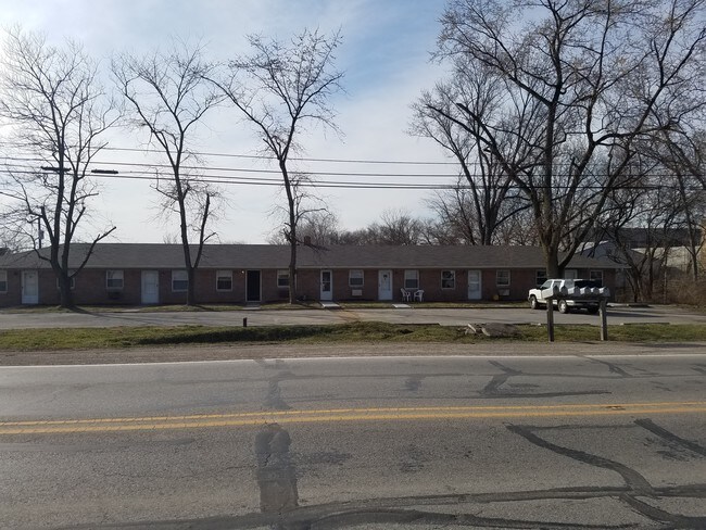 Building Photo - 2920 Bluff Rd