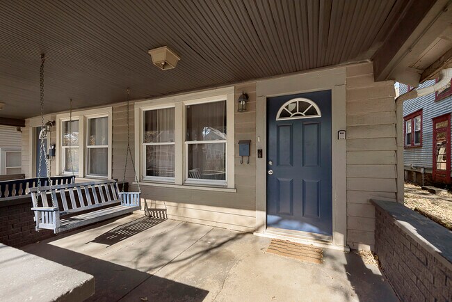 Foto del edificio - 2248 Nowland Ave