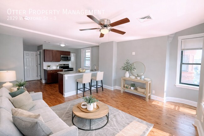 Building Photo - 2829 W Oxford St