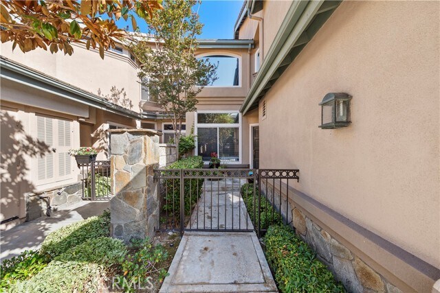 Foto del edificio - 97 Stoney Pointe