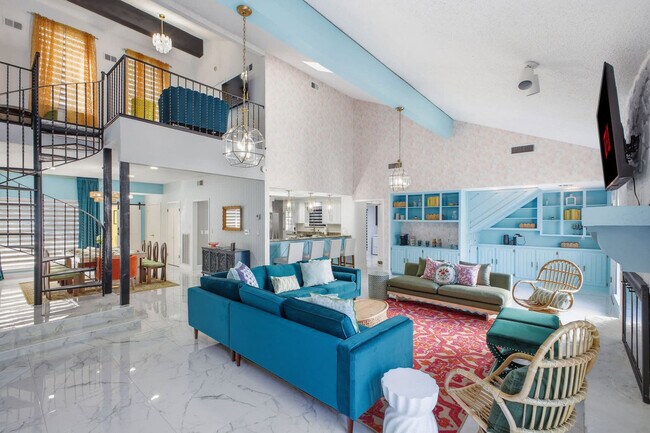 Foto del edificio - 1818 Moreshead St