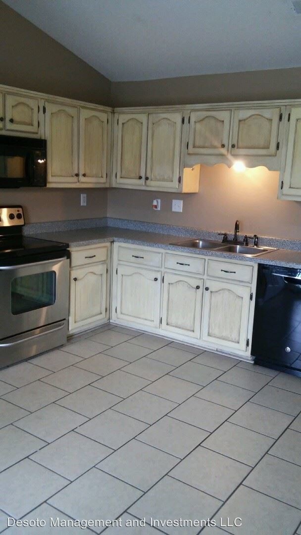 Foto del edificio - 763 Northwood Hills Dr