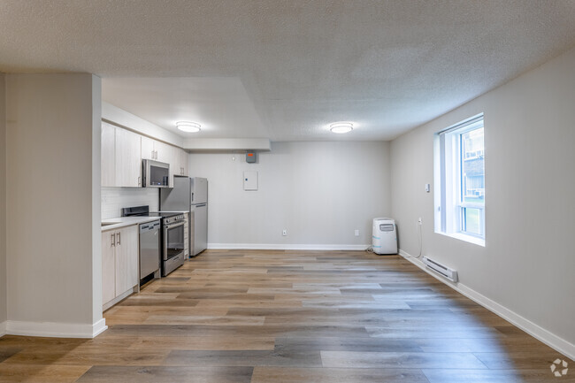 1BR, 1BA - Salle à manger/Cuisine - 21 SHERWOOD AVE.