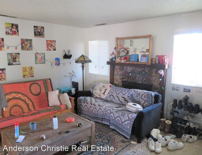 Building Photo - 3 br, 2 bath House - 106 Crespi Court