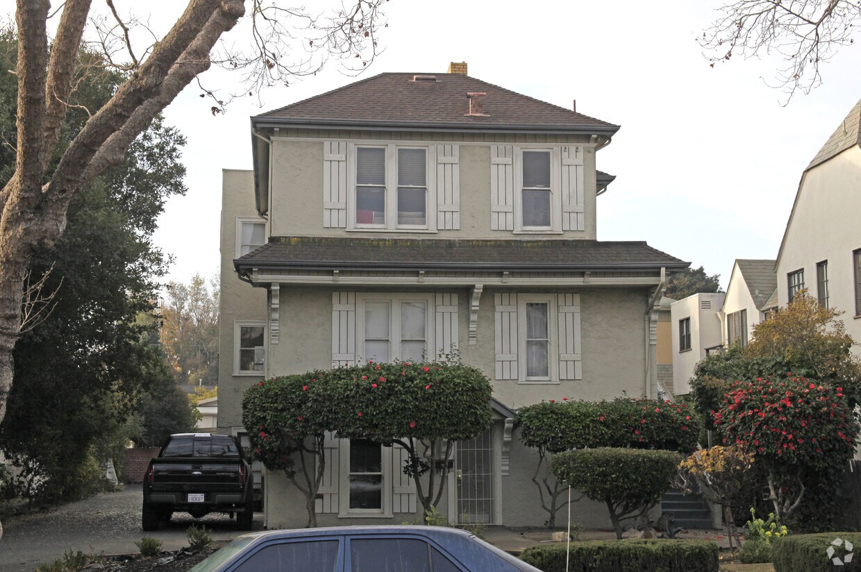 Primary Photo - 2508 Central Ave