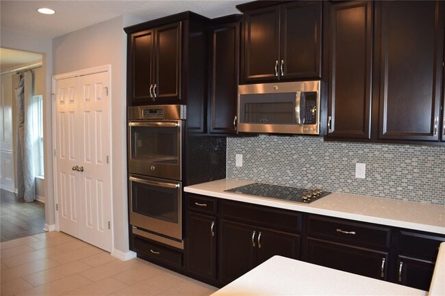 Building Photo - 489 Ogelthorpe Dr