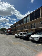 Building Photo - 2301 W 60th St