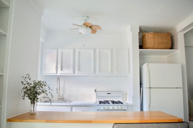 Photo - 2130 N St NW Apartment