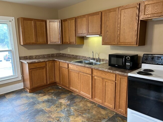 Kitchen - 1202 Main St