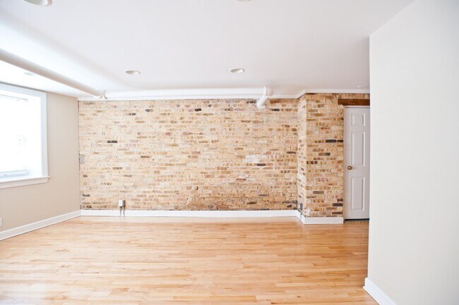 Foto del edificio - 2532 N Prospect Ave