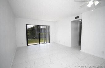 Building Photo - 11432 NW 45th St