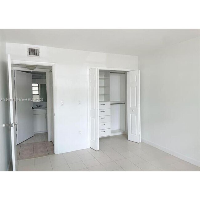 Foto del edificio - 3611 SW 117th Ave