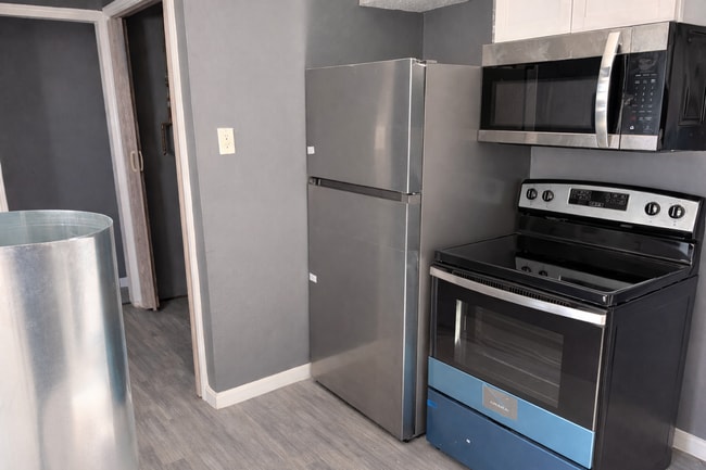 Building Photo - 15 O'Sage Ave