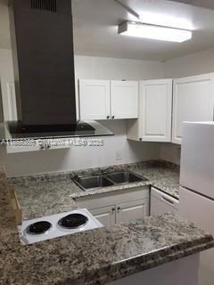Foto del edificio - 3016 Coral Ridge Dr