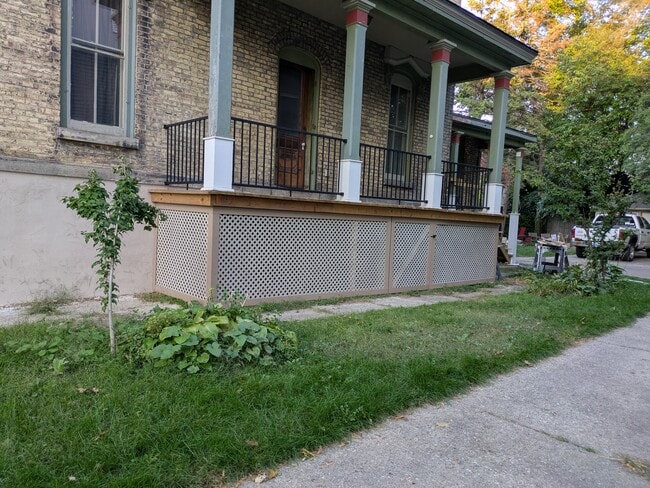 Building Photo - Wittman Estate
