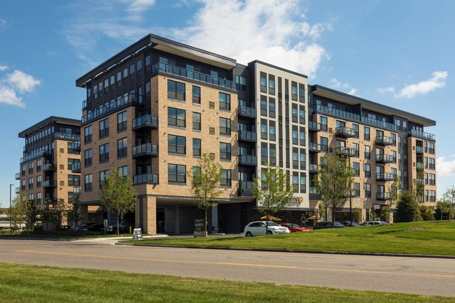 Residences at 1700 Rentals - Minnetonka, MN | Apartments.com