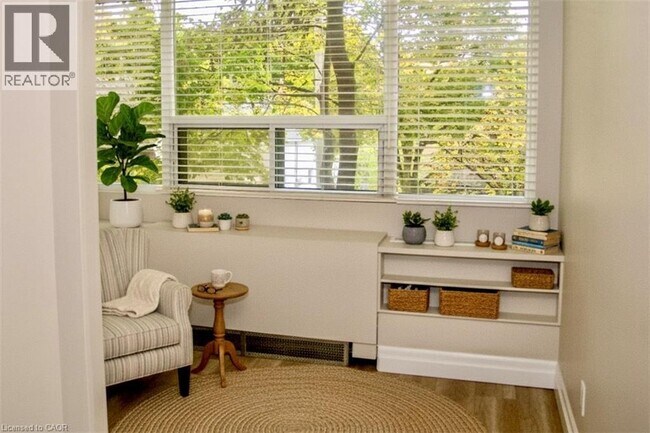 Photo du bâtiment - 20 Ellen St E