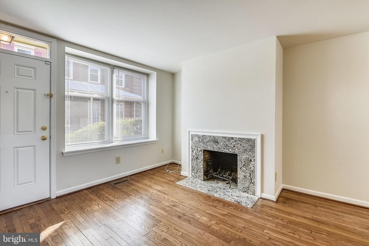 1535 Oronoco St, Alexandria, VA 22314 Townhome Rentals in Alexandria