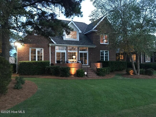 Building Photo - 2105 Lytham Ct