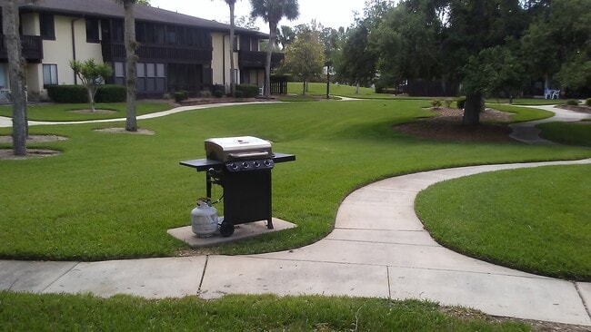 BBQ grills - 48 Club House Dr