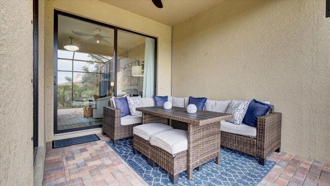 Building Photo - 23972 Skyflower Ct