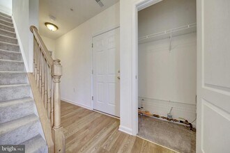 Building Photo - 22 Mustang Dr