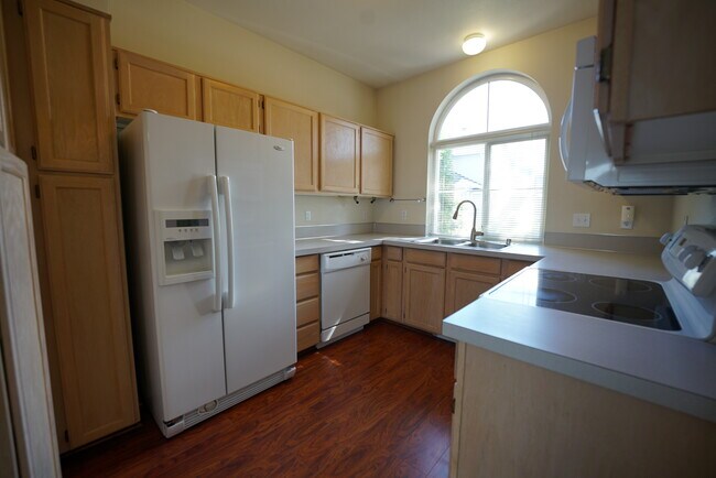 Kitchen - 6301 Stockton Ln SE