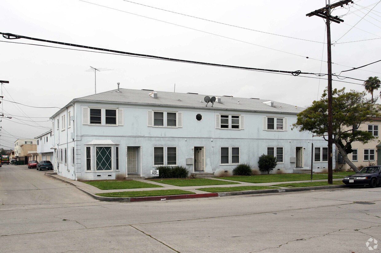 Foto principal - 150-154 W Hillcrest Blvd