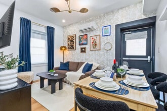 Building Photo - 168 McCaul St