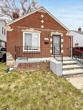 Building Photo - 14940 Longview St