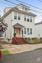 Building Photo - 153 Banta Ave