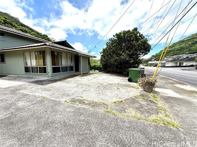Building Photo - 1707A-1 Ala Aolani St