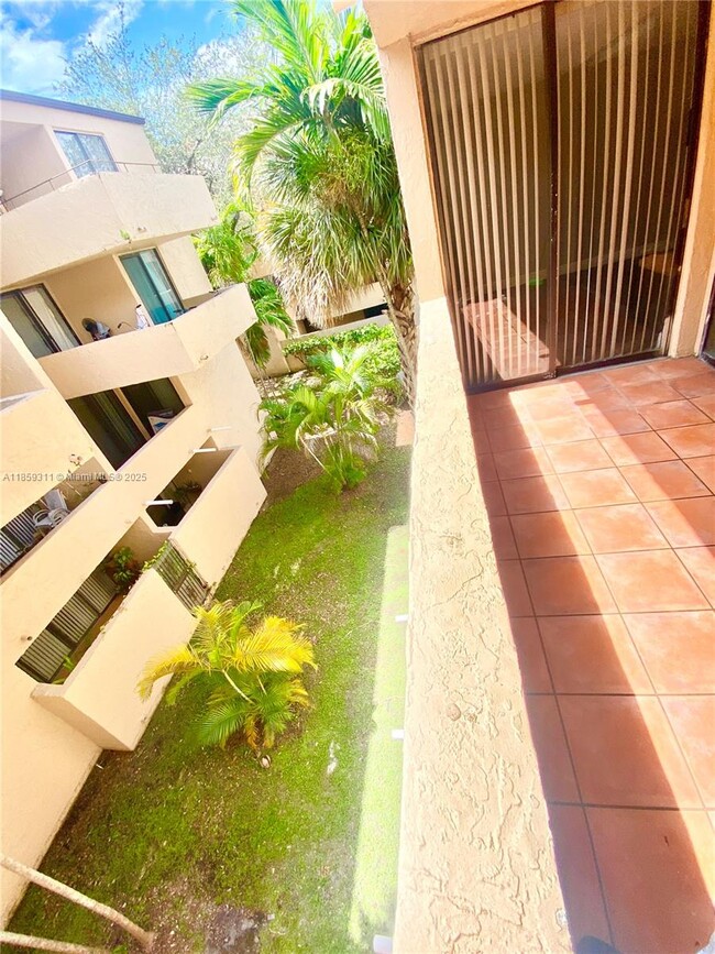 Foto del edificio - 10400 SW 108th Ave