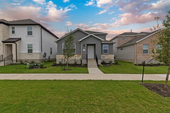Building Photo - 204 Flowers Ave