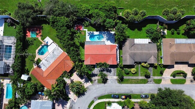 Foto del edificio - Northeast 18th Court, Miami, FL 33179 - 4 BR 2 BA house
