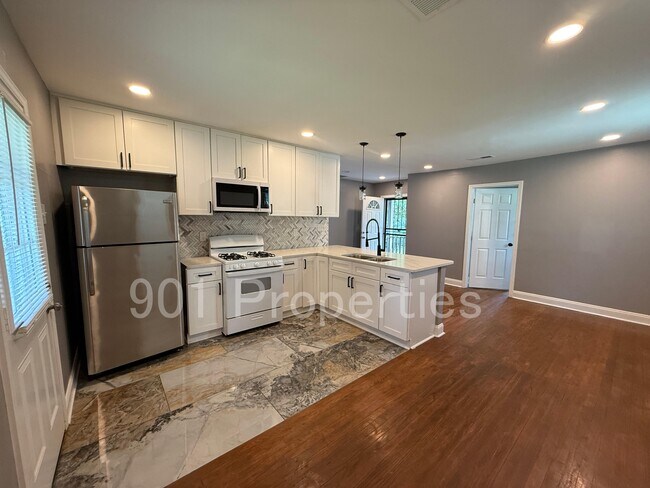 Building Photo - 1096 McEvers Rd