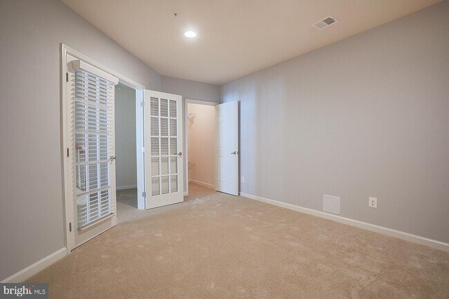 Foto del edificio - 12808 Gate Rail Rd