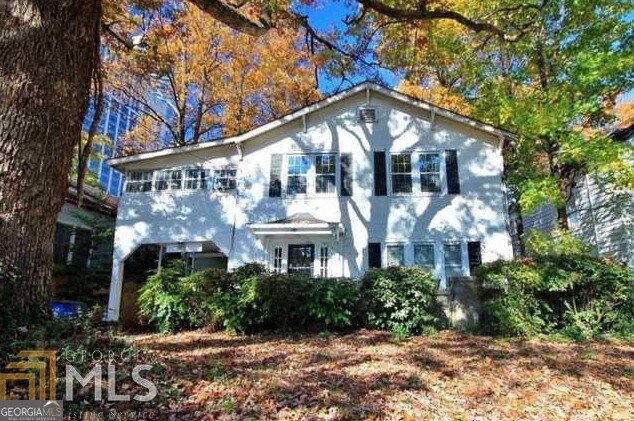 Building Photo - 32 Highland Dr NE