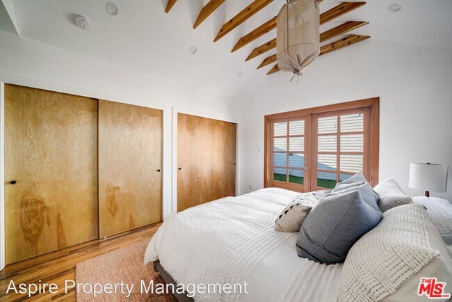 Foto del edificio - 3 br, 2 bath House - 3435 London St