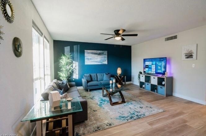 Foto principal - 3789 Heritage Ave