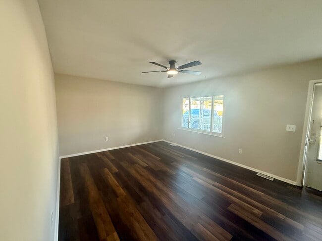 Foto del edificio - 4161 Grayfriars Ln